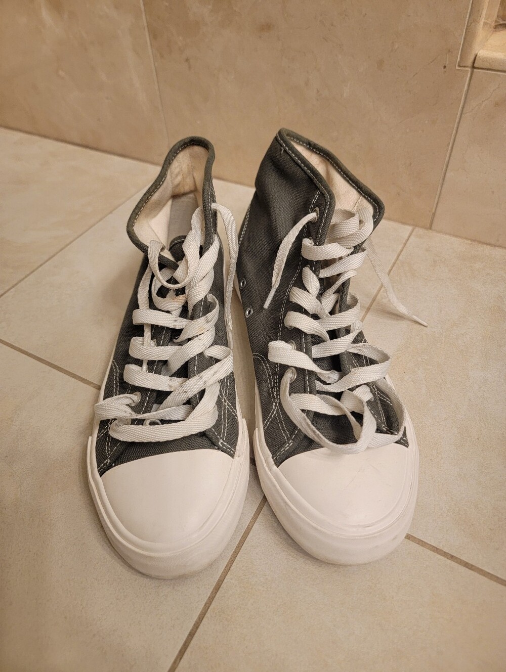 H&M High-Top Canvas Sneakers in Olive Green